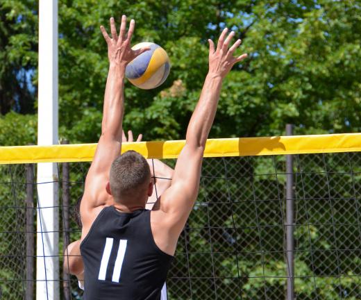 The biomechanics of volleyball can help prevent injury, improve technique, and make an athlete perform to the best of his ability.