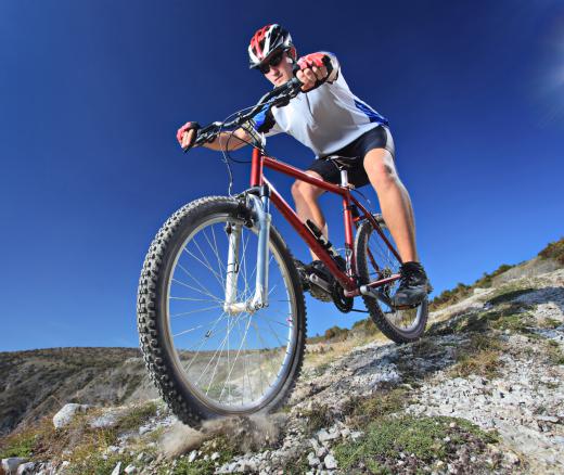 Mountain bikes are designed to traverse rough terrain.